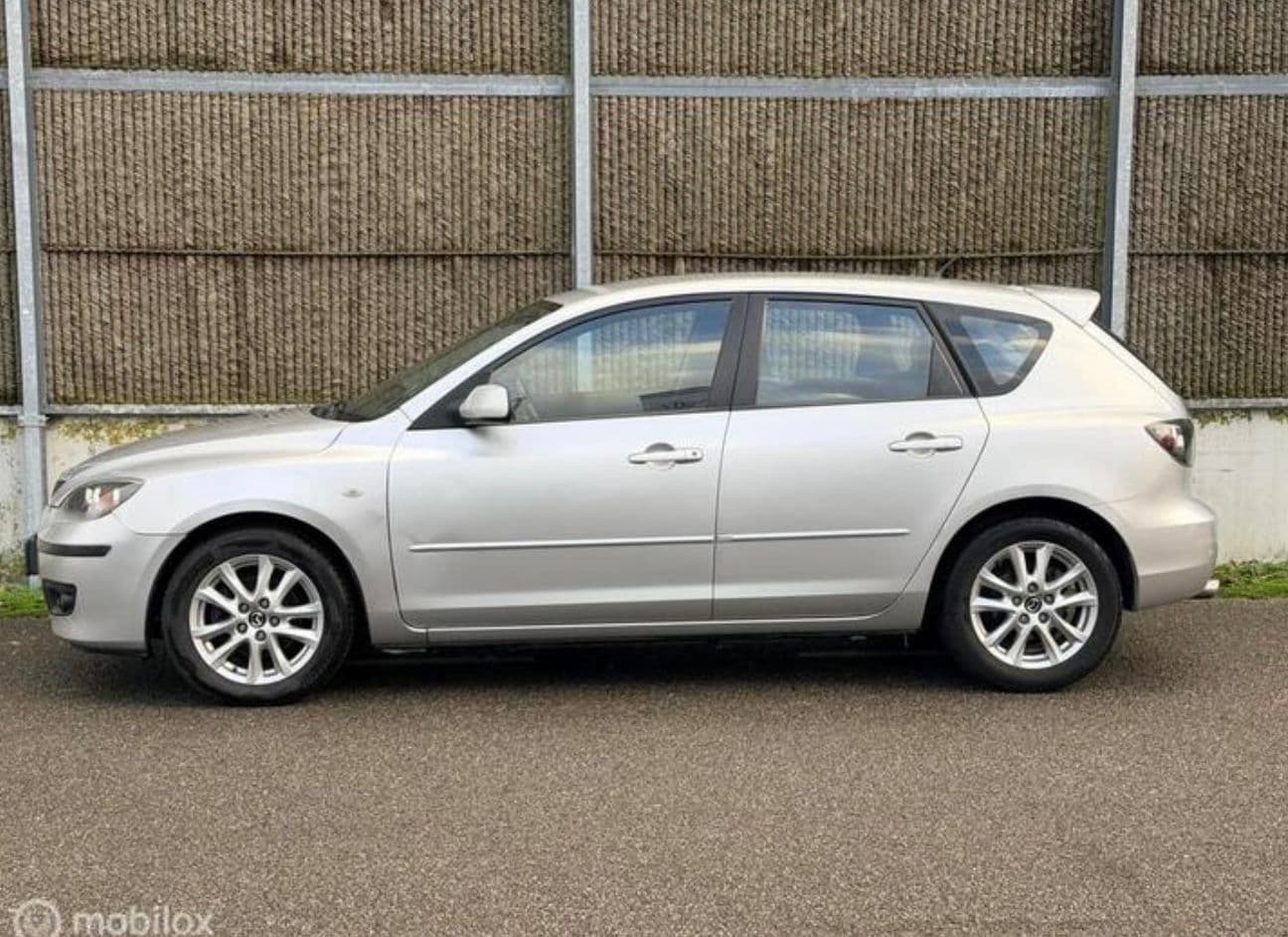 Mazda 3 afbeelding 1